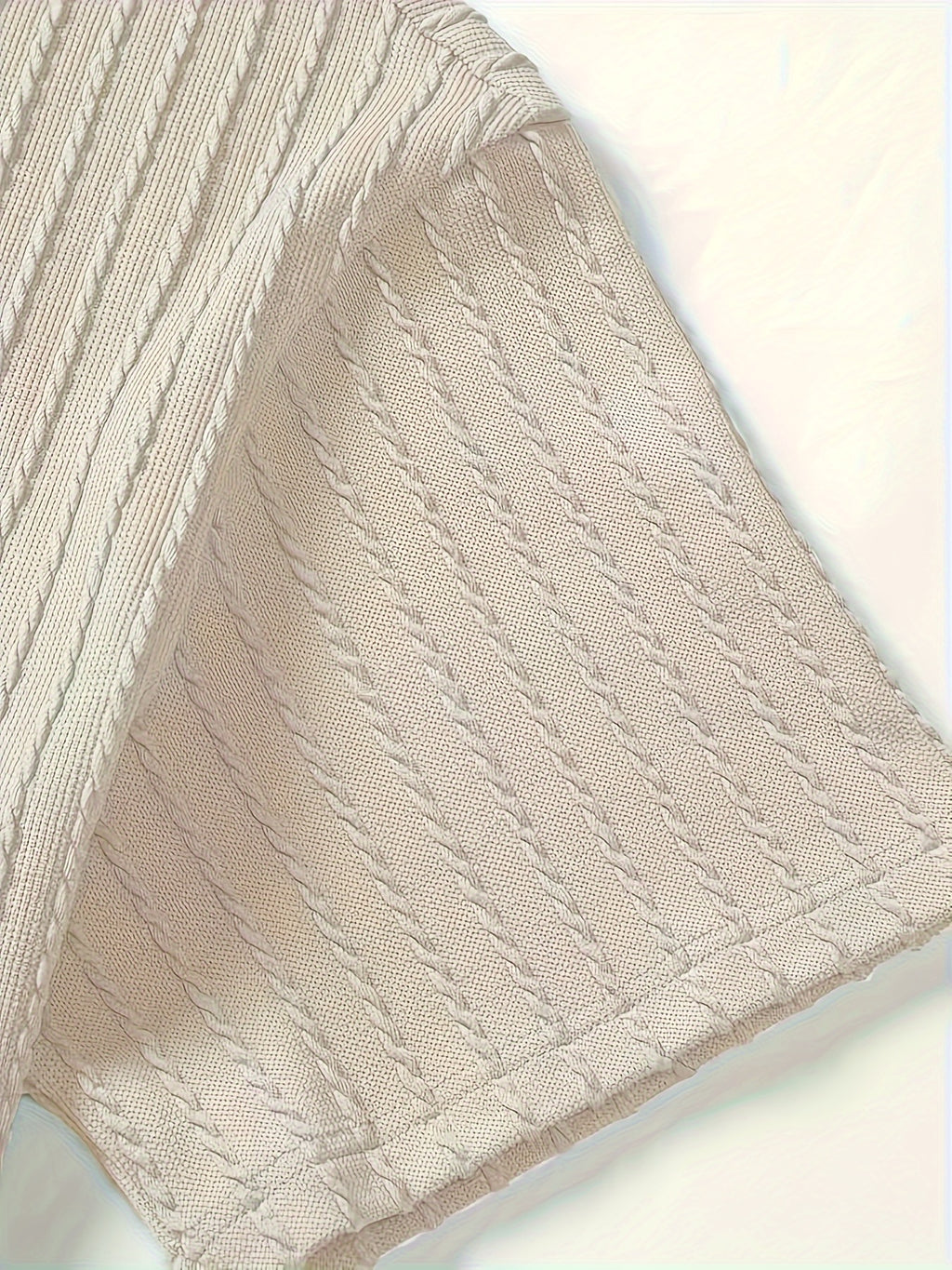 2pcs Men's Stylish Jacquard Drop-Shoulder T-shirt & Casual Shorts Set, Men's Clothes For Summer Daily Wear/Holiday/Beach/Party