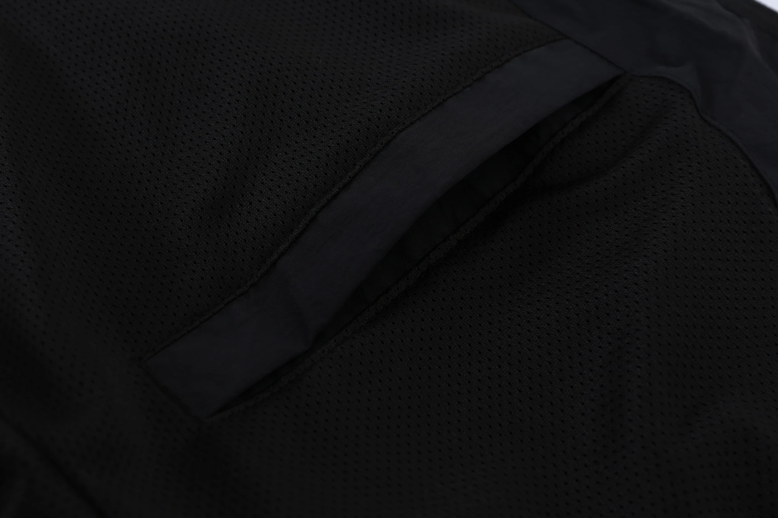 Men's Clothing new sweatshirt is fashionable, casual, cold and warm, with the same jacket for men and women. windbreaker