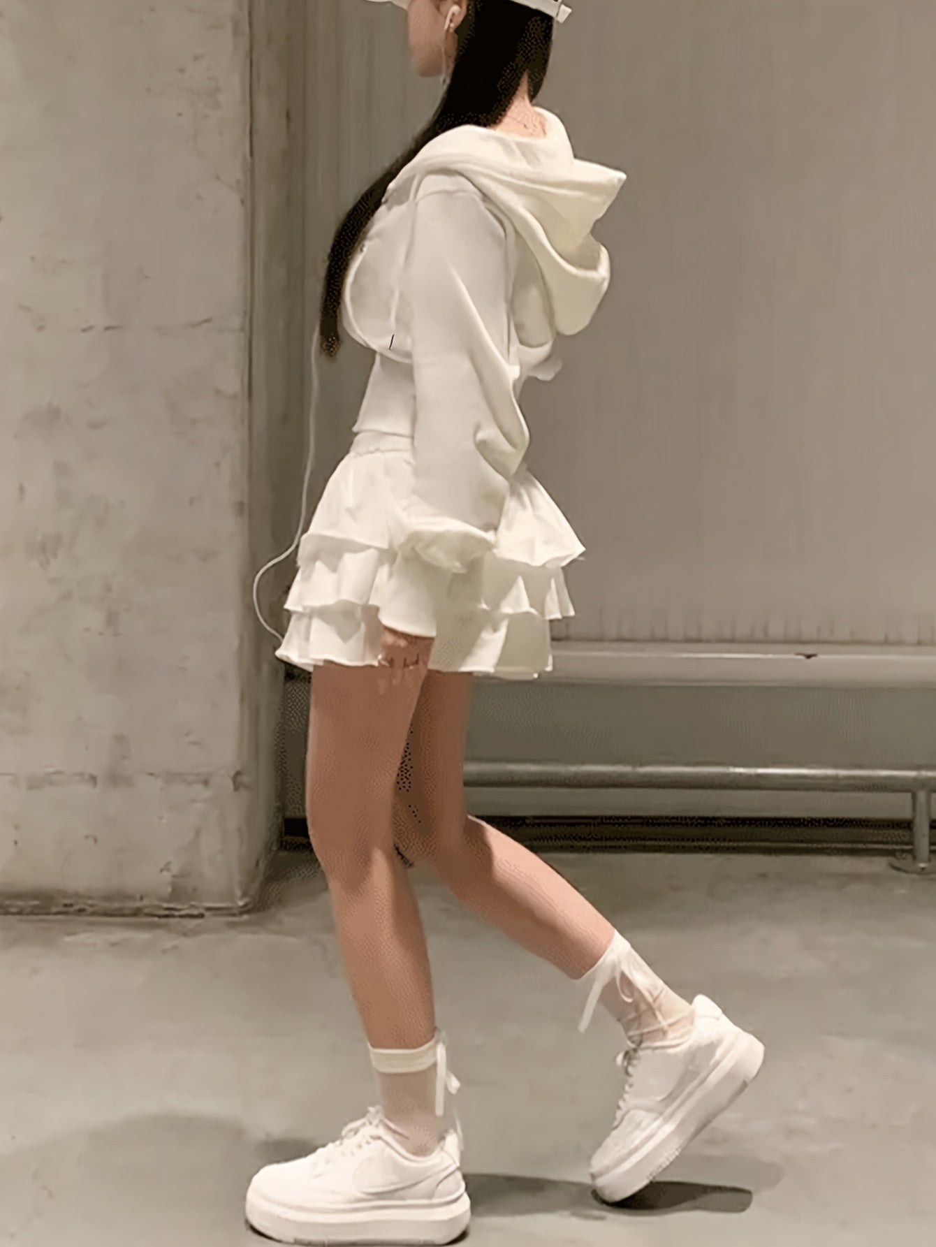 Women'S Slim-Fit Hooded Zip-Up Sweatshirt - Casual Long Sleeve Pullover with Drawstring Hood, Solid Color, Regular Length, Autumn/Winter Fashion, Korean & Japanese Style, Autumn Winter Apparel | Trendy Casual Hoodie | Smooth